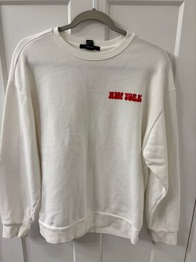 Forever 21 White Crewneck Sweatshirt with Red "New York" Chest Logo